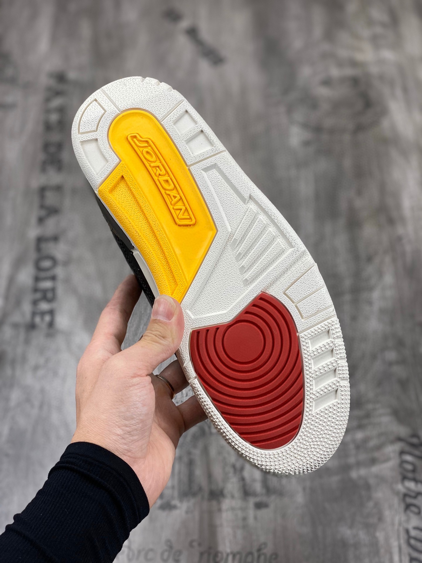 Air Jordan 3 SE Denim"动物园"AJ3 乔3 原厂数据 最新原厂底模 原厂纸板 进口"头层皮"荔枝纹，经典复刻 完美鞋型 正确大底色卡，飞人刺绣精细。