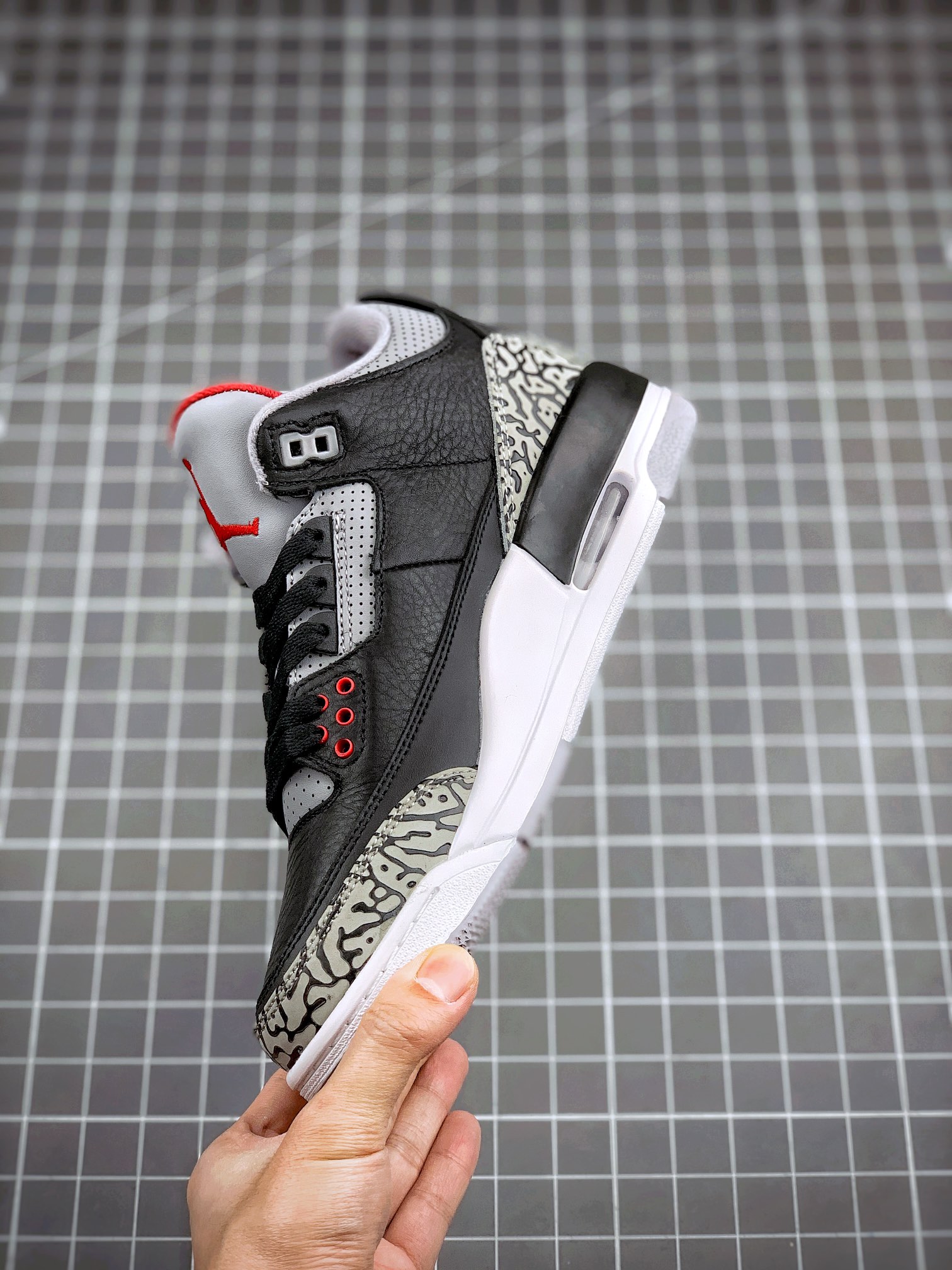 Air Jordan 3 黑水泥