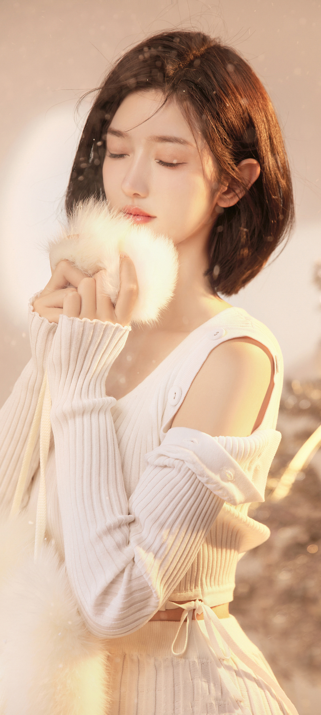 白色猫的美女江亦祺手机壁纸